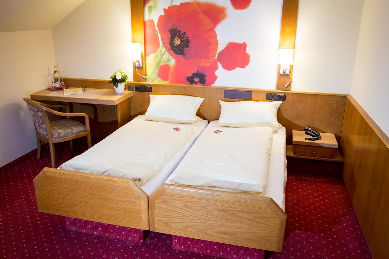 Gasthof-Hotel Harth ฟุลดา ภายนอก รูปภาพ